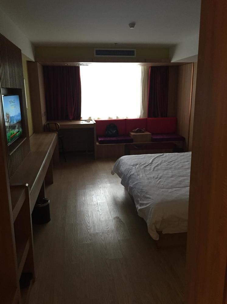Mango Hotel Xi'An Xiaoyanta Xian Bagian luar foto