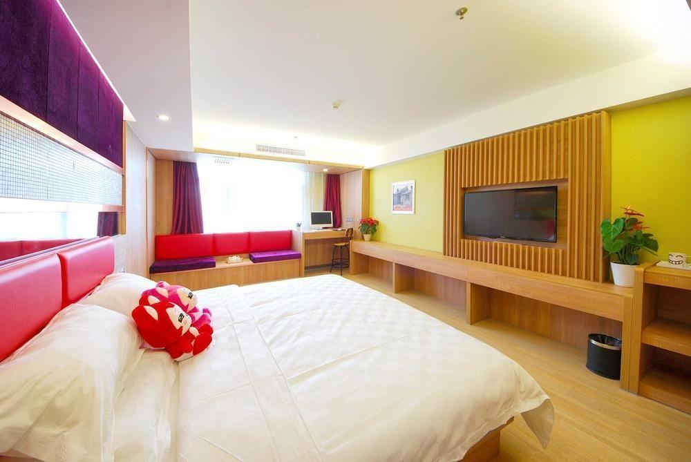 Mango Hotel Xi'An Xiaoyanta Xian Bagian luar foto